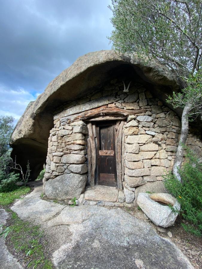 Agriturismo Lu Branu Arzachena Exterior foto